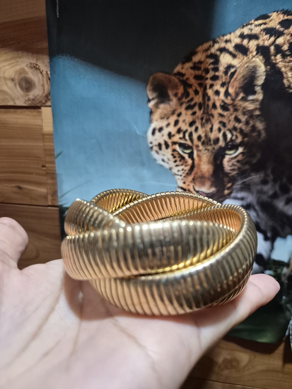 Vintage Gold Ribbed Coil Bracelet